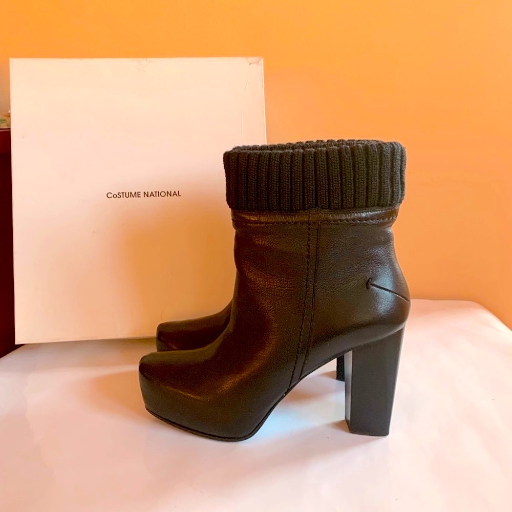 CoSTUME NATIONAL Leather Booties 37.5/A Italy - Picture 3 of 9